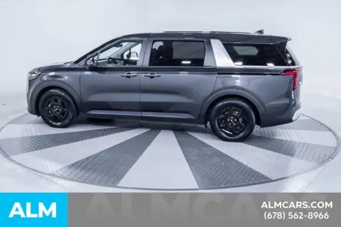 More photos of 2025 Kia Carnival LXS at ALM Kia South, GA