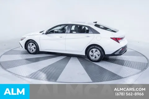 More photos of 2025 Hyundai Elantra SE at ALM Kia South, GA