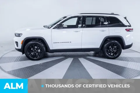 More photos of 2025 Jeep Grand Cherokee Altitude at ALM Kia South, GA