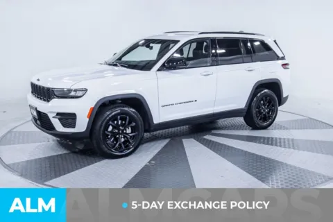 Another view of 2025 Jeep Grand Cherokee Altitude for sale in Union City, GA at ALM Kia South