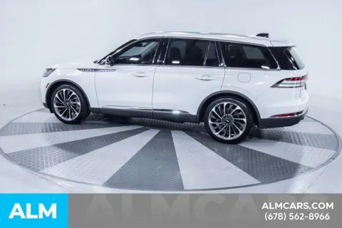 More photos of 2025 Lincoln Aviator Reserve at ALM Kia South, GA