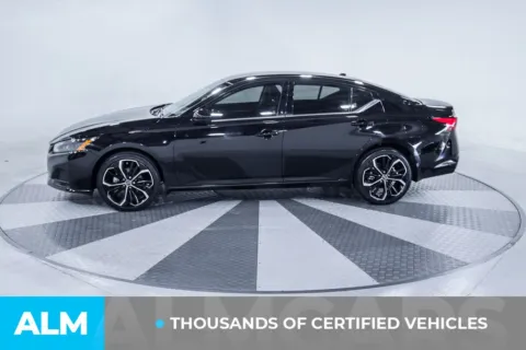 More photos of 2023 Nissan Altima 2.5 SR at ALM Kia South, GA