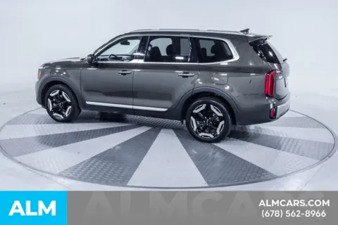 More photos of 2025 Kia Telluride S at ALM Kia South, GA