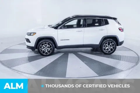 More photos of 2025 Jeep Compass Limited at ALM Kia South, GA