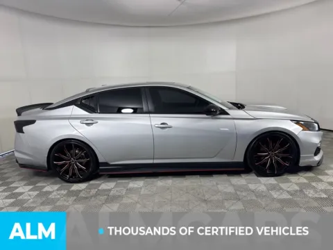 More photos of 2022 Nissan Altima 2.0 SR at ALM Kia South, GA