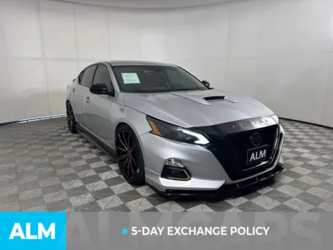 Another view of 2022 Nissan Altima 2.0 SR for sale in Union City, GA at ALM Kia South