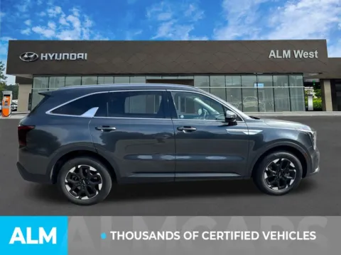 More photos of 2024 Kia Sorento S at ALM Kia South, GA