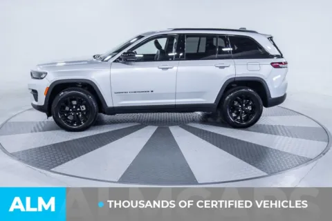 More photos of 2025 Jeep Grand Cherokee Altitude at ALM Kia South, GA