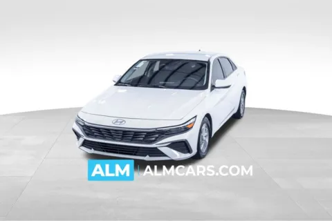 White 2025 Hyundai Elantra SE for sale in Union City, GA