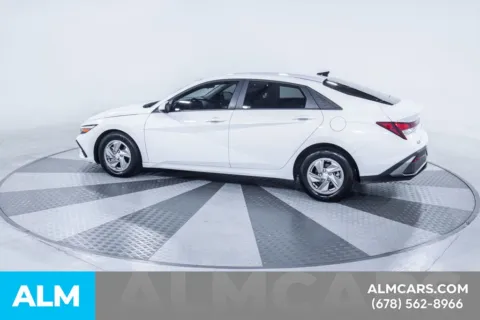 More photos of 2025 Hyundai Elantra SE at ALM Kia South, GA