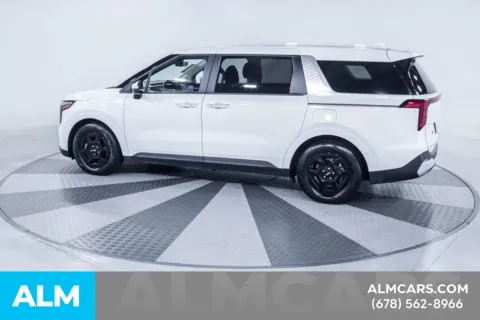 More photos of 2025 Kia Carnival LXS at ALM Kia South, GA
