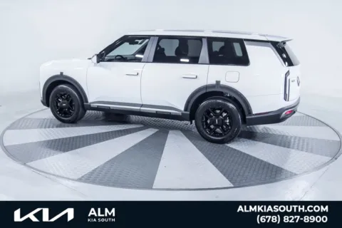 More photos of 2027 Kia Telluride LX at ALM Kia South, GA