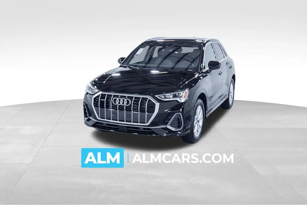 2025 Audi Q3 45 TFSI S Line Premium quattro's photo