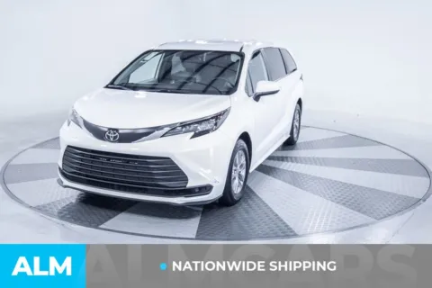 Photos of 2026 Toyota Sienna LE for sale in Union City, GA at ALM Kia South