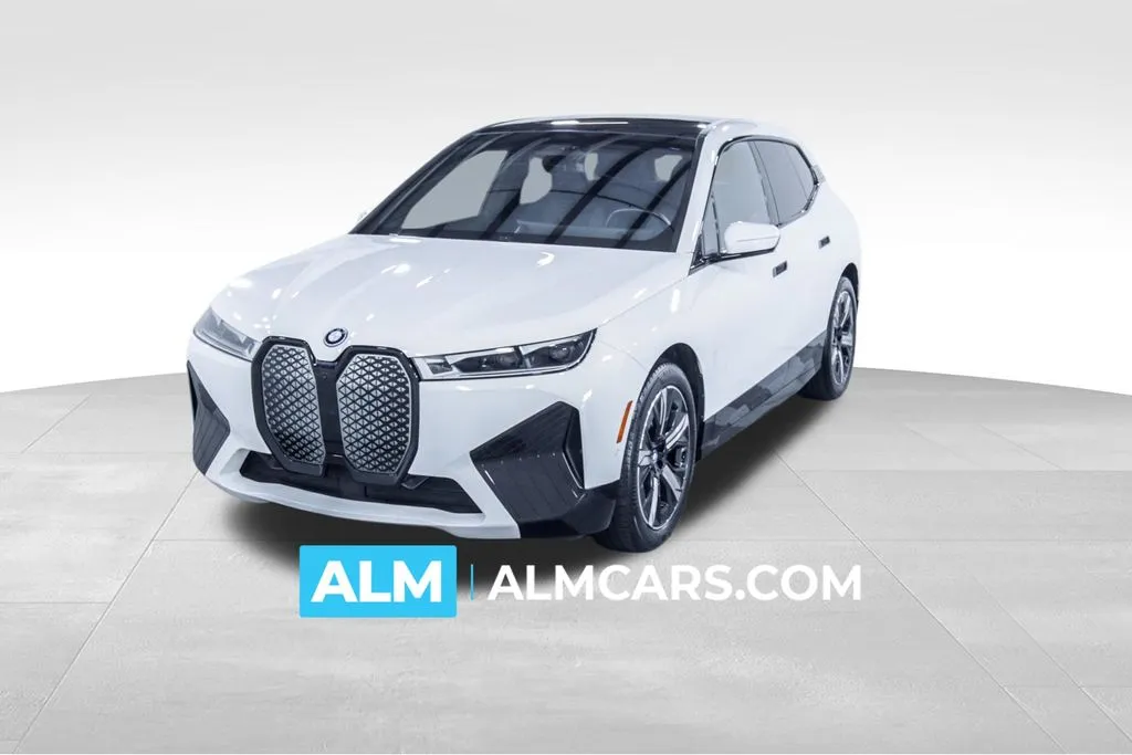 White 2023 BMW iX xDrive50 for sale in Union City, GA
