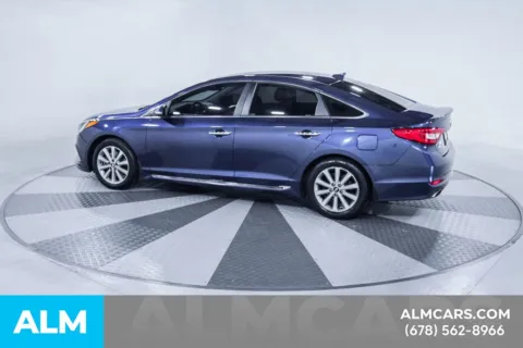 More photos of 2017 Hyundai Sonata Limited at ALM Kia South, GA