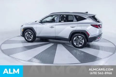 More photos of 2026 Hyundai Tucson SEL at ALM Kia South, GA