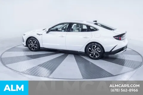 More photos of 2025 Hyundai Sonata SEL at ALM Kia South, GA