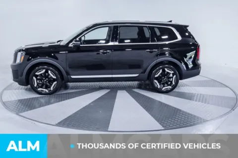 More photos of 2024 Kia Telluride S at ALM Kia South, GA