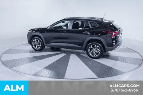 More photos of 2025 Chevrolet Trax LT at ALM Kia South, GA