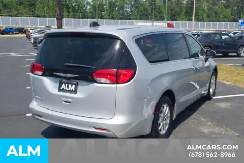 More photos of 2023 Chrysler Voyager LX at ALM Kia South, GA