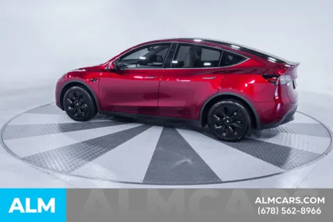 More photos of 2024 Tesla Model Y Long Range at ALM Kia South, GA
