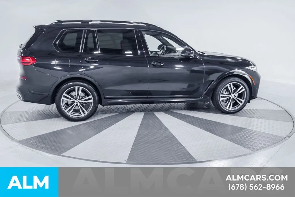 2022 BMW X7 40i - Photo 11