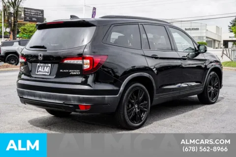 More photos of 2022 Honda Pilot Black Edition at ALM Kia South, GA