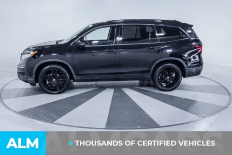 More photos of 2022 Honda Pilot Black Edition at ALM Kia South, GA