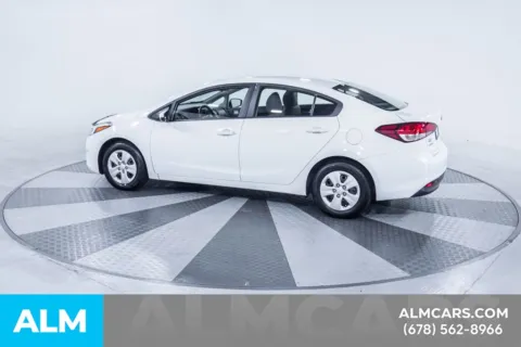 More photos of 2017 Kia Forte LX at ALM Kia South, GA