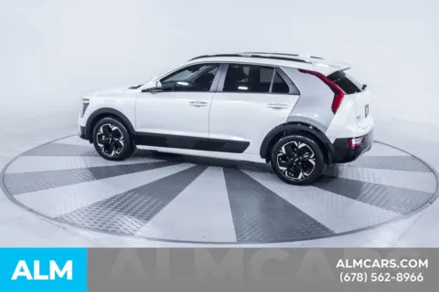 More photos of 2023 Kia Niro EV Wave at ALM Kia South, GA