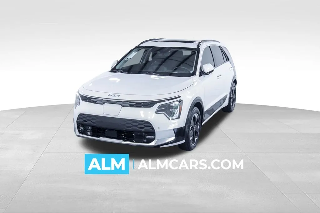 Used 2023 Kia Niro Wave with VIN KNDCT3L14P5035213 for sale in Carrollton, GA