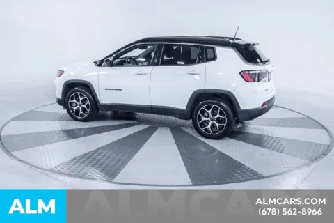 More photos of 2025 Jeep Compass Limited at ALM Kia South, GA