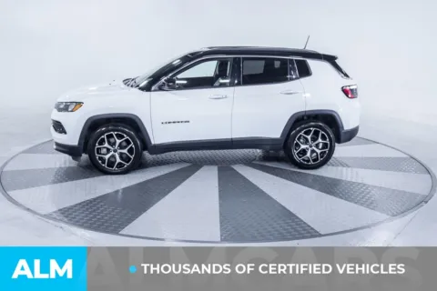 More photos of 2025 Jeep Compass Limited at ALM Kia South, GA