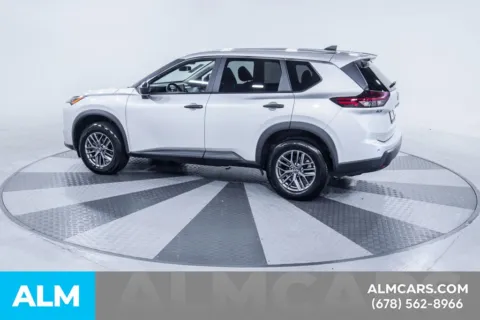 More photos of 2024 Nissan Rogue S at ALM Kia South, GA