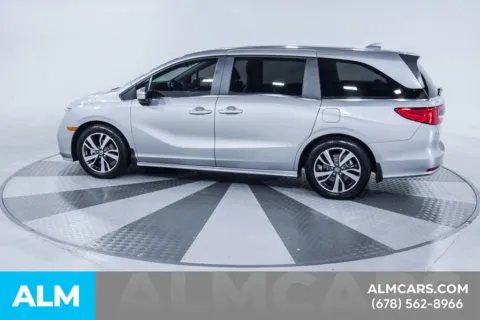 More photos of 2024 Honda Odyssey Touring at ALM Kia South, GA