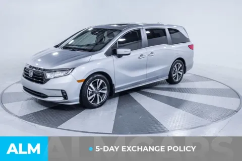 Another view of 2024 Honda Odyssey Touring for sale in Union City, GA at ALM Kia South