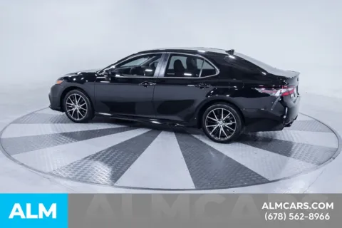 More photos of 2024 Toyota Camry SE at ALM Kia South, GA