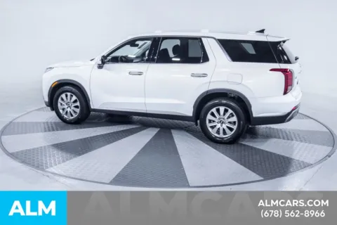 More photos of 2025 Hyundai Palisade SE at ALM Kia South, GA
