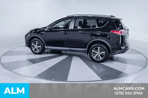More photos of 2018 Toyota RAV4 XLE at ALM Kia South, GA