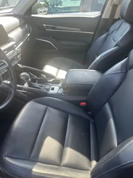 Photos of 2024 Kia Telluride S for sale in Union City, GA at ALM Kia South