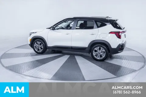 More photos of 2024 Kia Seltos S at ALM Kia South, GA