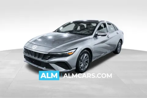 Gray 2024 Hyundai Elantra SEL for sale in Union City, GA