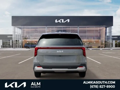 More photos of 2027 Kia Carnival Hybrid LXS at ALM Kia South, GA
