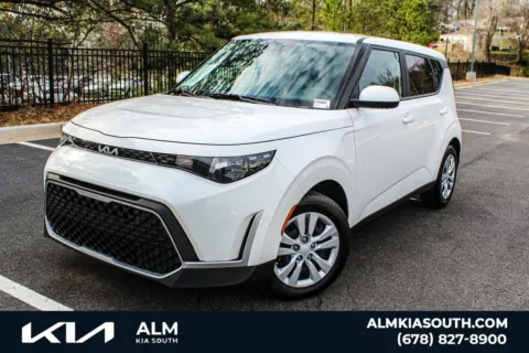 White 2025 Kia Soul LX for sale in Union City, GA