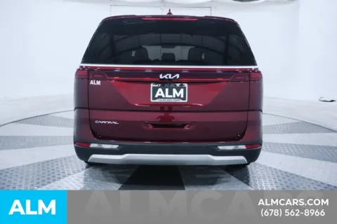 More photos of 2024 Kia Carnival LX at ALM Kia South, GA