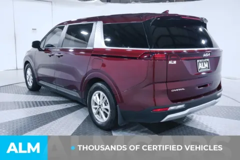 More photos of 2024 Kia Carnival LX at ALM Kia South, GA