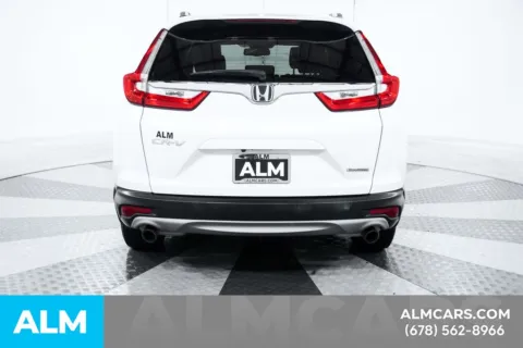 More photos of 2019 Honda CR-V Touring at ALM Kia South, GA