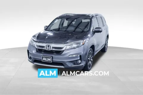 Gray 2020 Honda Pilot Touring for sale in Union City, GA