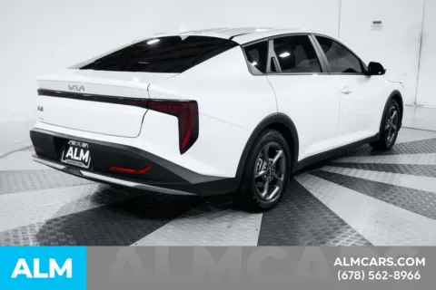 More photos of 2025 Kia K4 LXS at ALM Kia South, GA